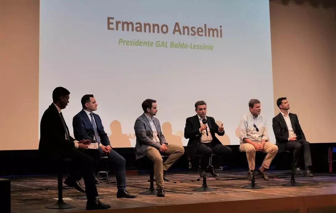 rmanno Anselmi sul palco degli Stati Generali della Lessinia 2022