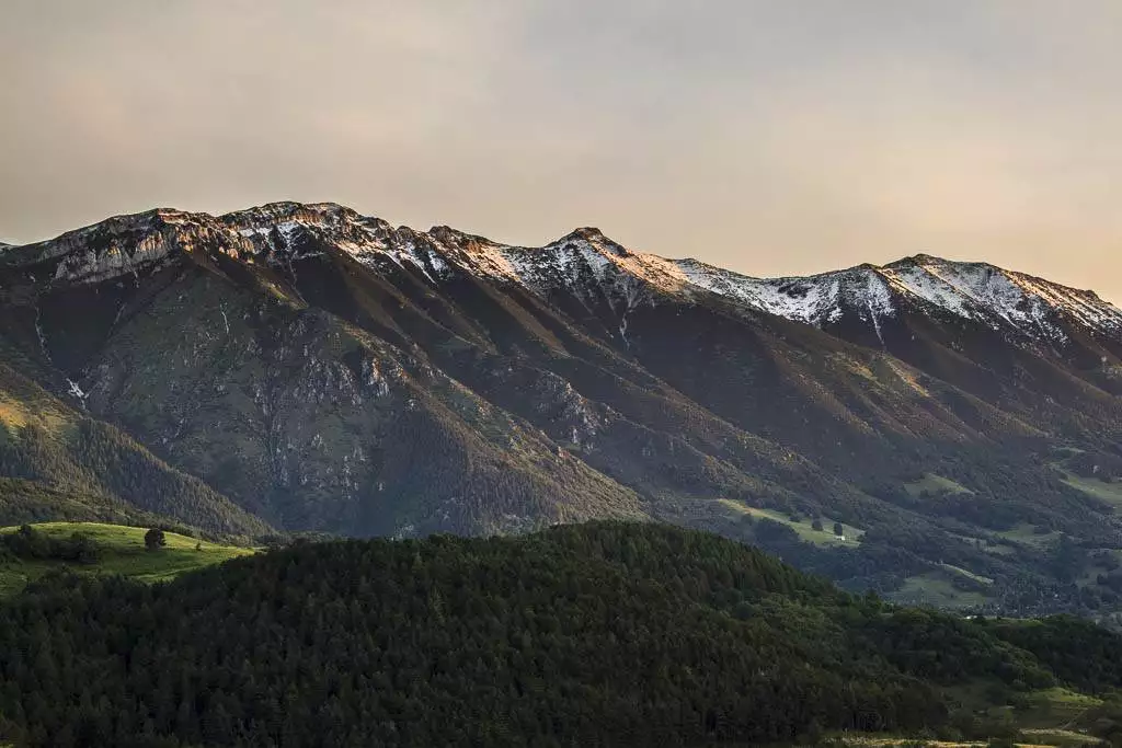 Le prime luci dell'alba sul Baldo.