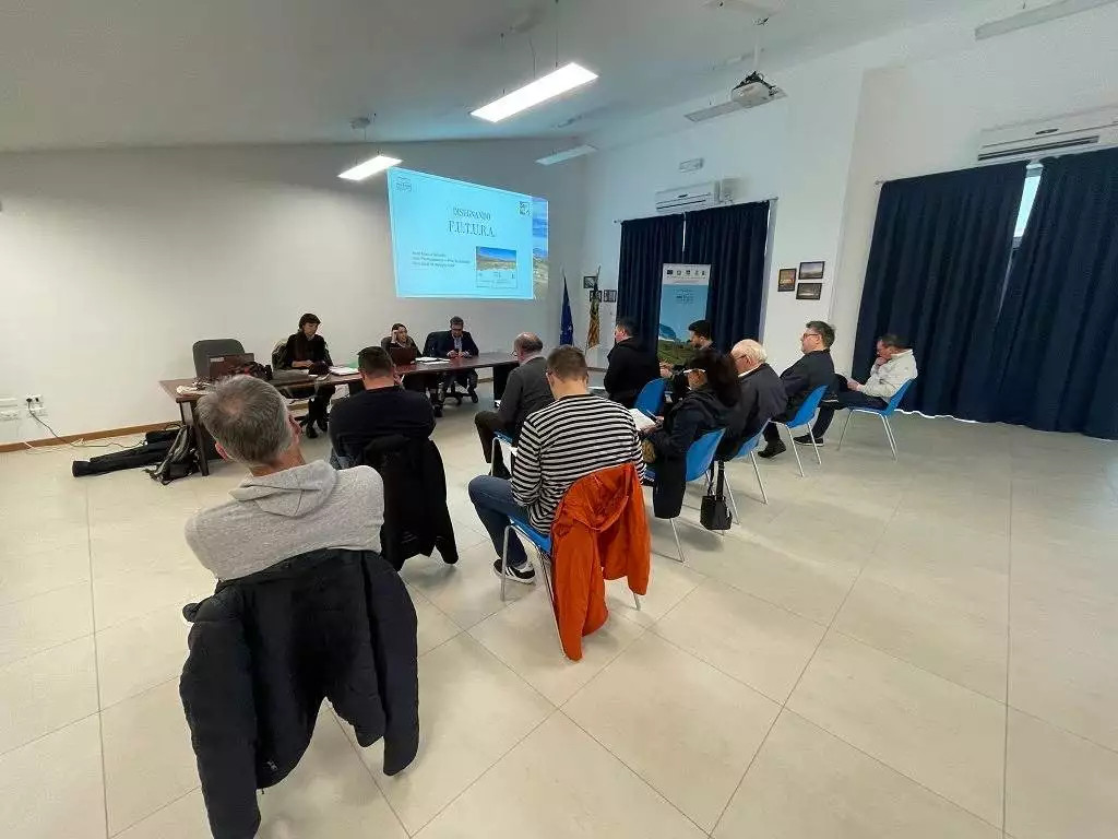 La sala del Polo scolastico che ha ospitato l'incontro.