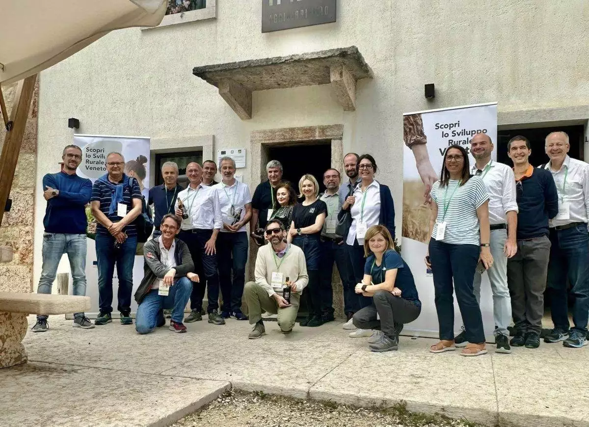 La delegazione del Comitato di Sorveglianza nella tappa a Bosco Chiesanuova.