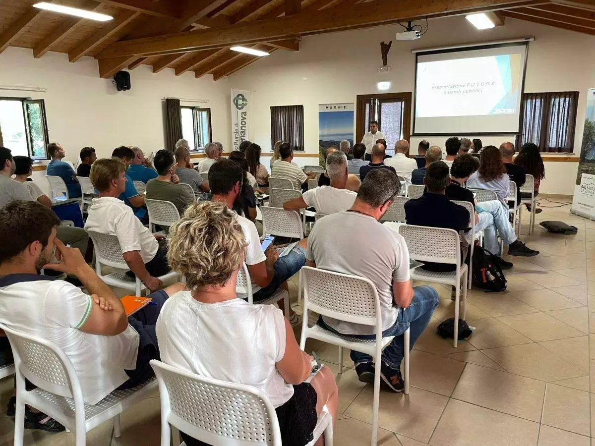 Il pubblico presente a Vestenanova.