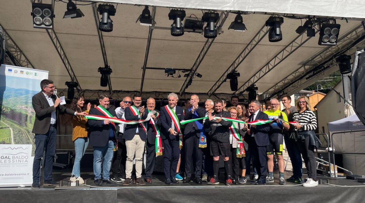 L'atto inaugurale sul palco di San Giovanni Ilarione.